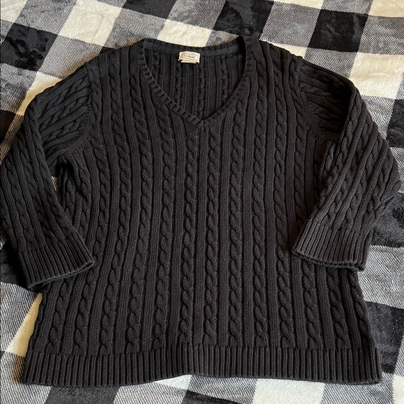 L.L. Bean Sweaters - L.L. Bean Black V-Neck Cable Knit Sweater with 3/4 Sleeves size XL
